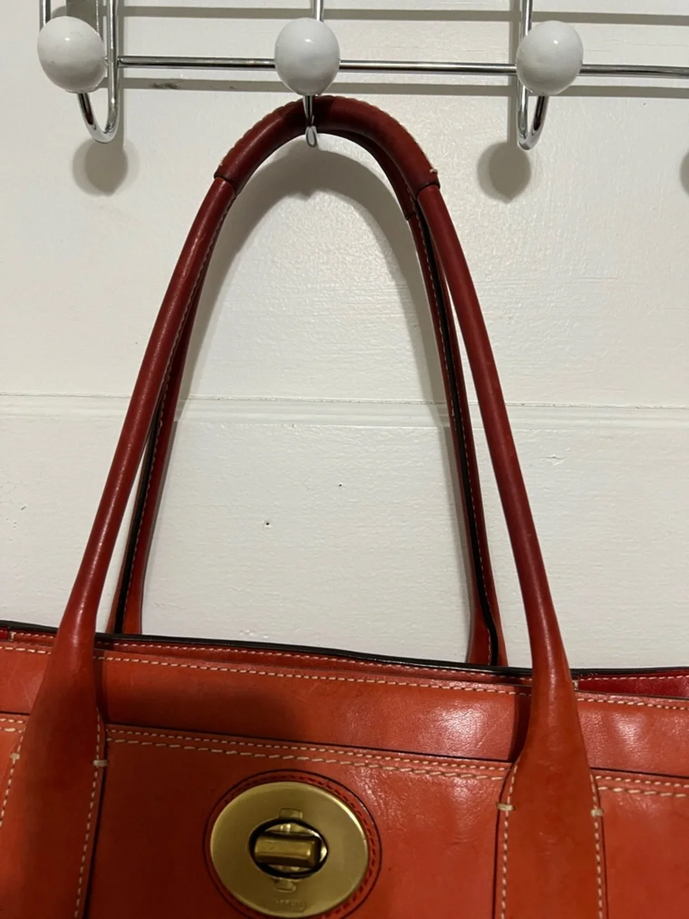 Stunning vintage Coach Orange Leather Shoulder Tote with Gold Turnlock